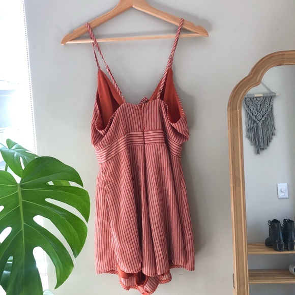 princess polly romper - Picture 4 of 5